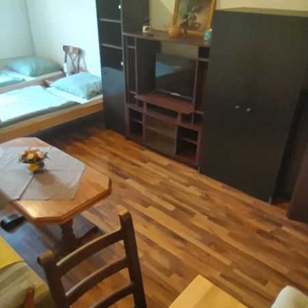 Appartamento Turisticky Apartman ,Pro 3-4Os Frenštát pod Radhoštěm Esterno foto