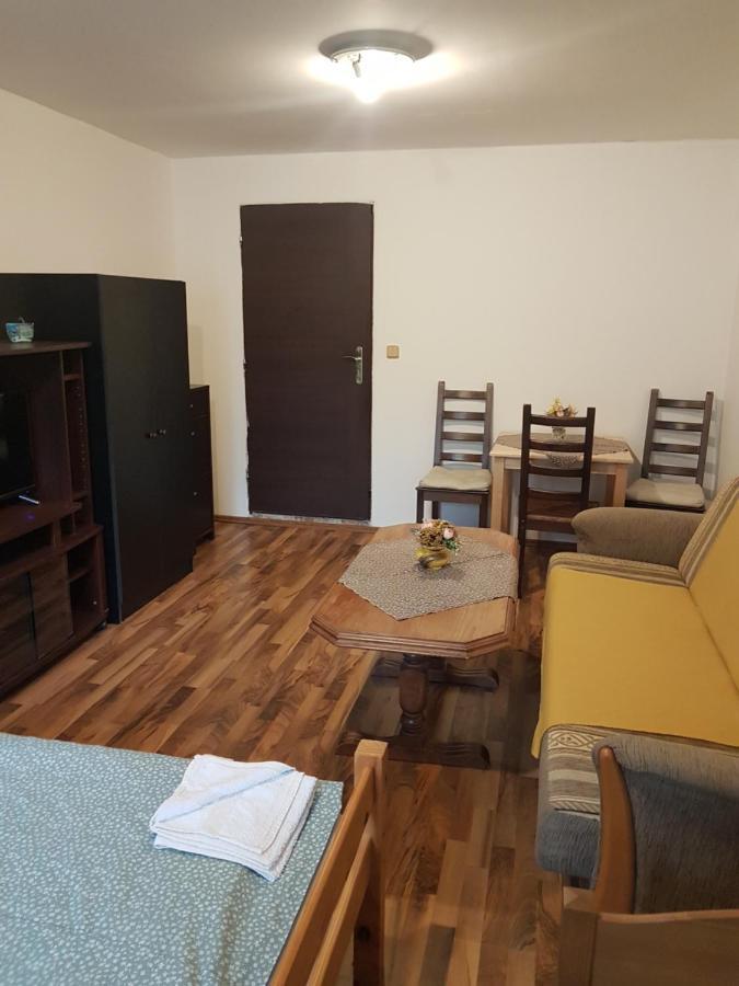 Appartamento Turisticky Apartman ,Pro 3-4Os Frenštát pod Radhoštěm Esterno foto
