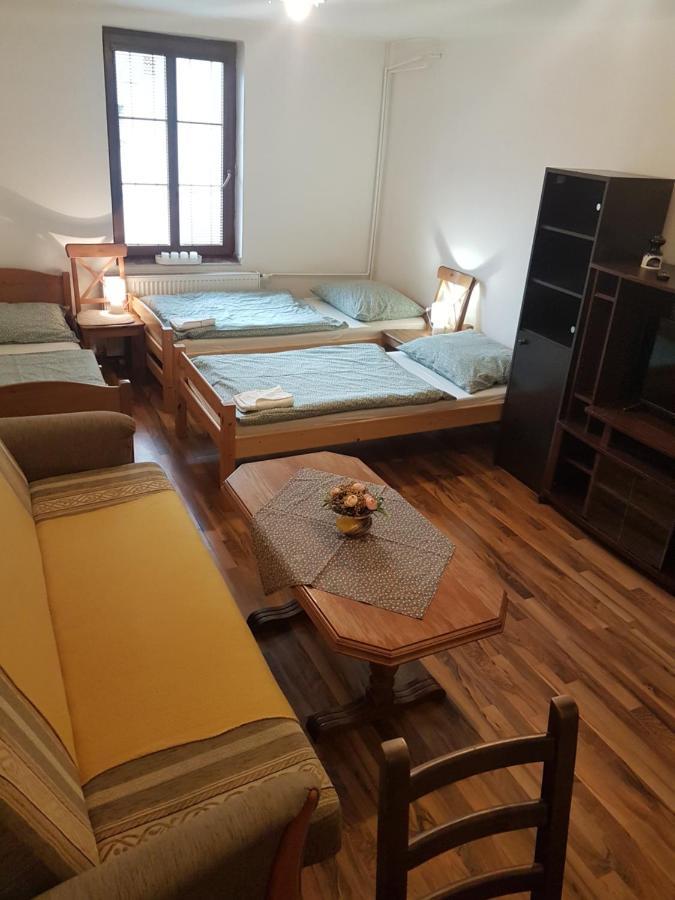 Appartamento Turisticky Apartman ,Pro 3-4Os Frenštát pod Radhoštěm Esterno foto